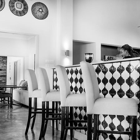 The Urban Hotel ندولا المظهر الخارجي الصورة