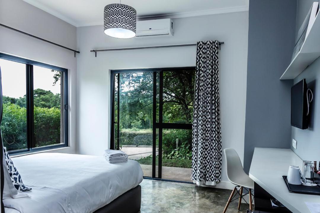 The Urban Hotel ندولا المظهر الخارجي الصورة